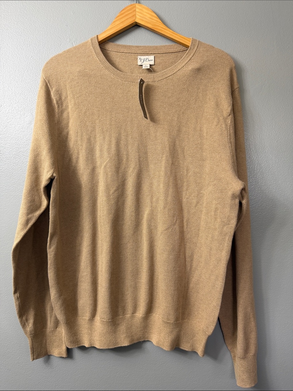 J.C. Crew Men's Crewneck Sweater in Tan large